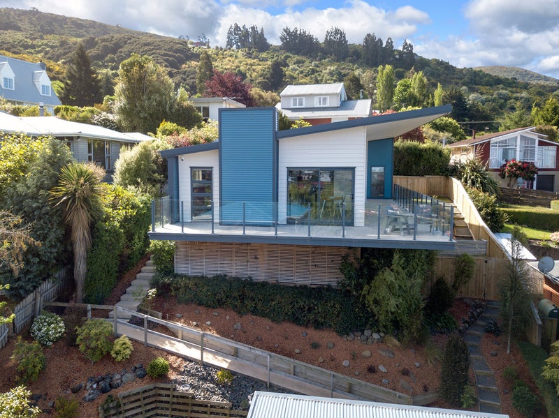 8 Larkins Street, Helensburgh, Dunedin - Carousel 2