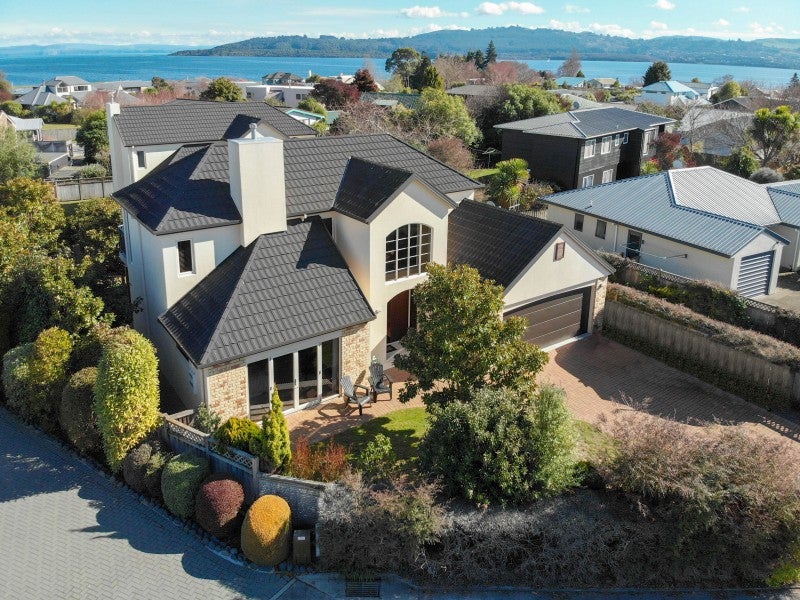 1/68 Logan Avenue, Wharewaka, Taupō - Carousel 1