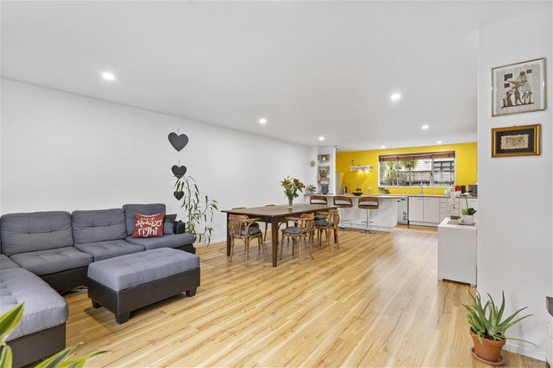 27/14 Ambrico Place, New Lynn, Auckland - Carousel 1