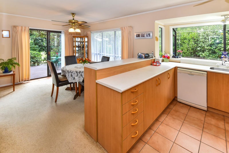 44 Barnhill Crescent, Pahurehure, Papakura - Carousel 1