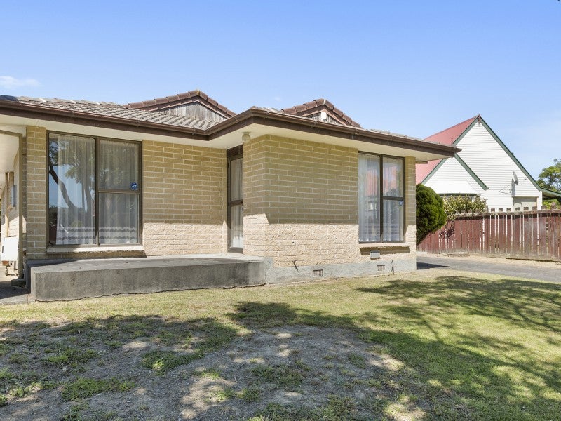 5 Mcenroe Grove, Naenae, Lower Hutt - Carousel 2