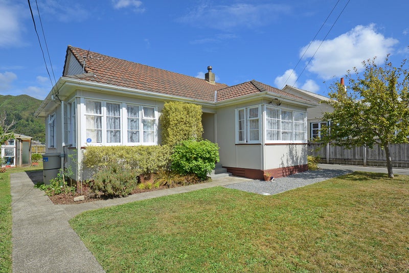 39 Gibson Crescent, Naenae, Lower Hutt - Carousel 2