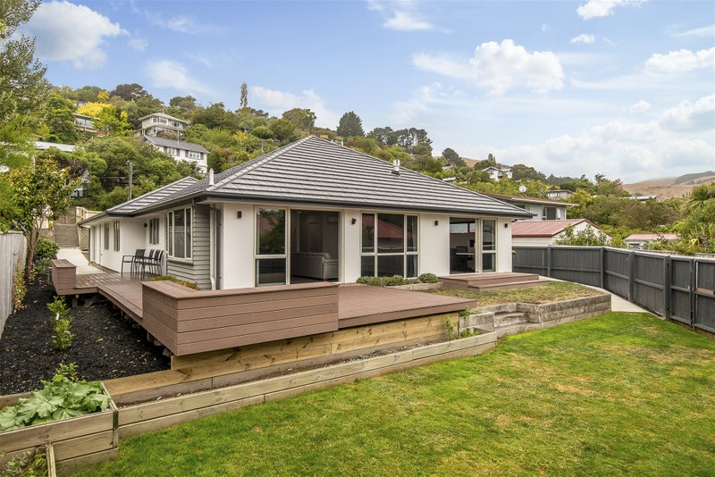 6 Vernon Terrace, Hillsborough, Christchurch - Carousel 1