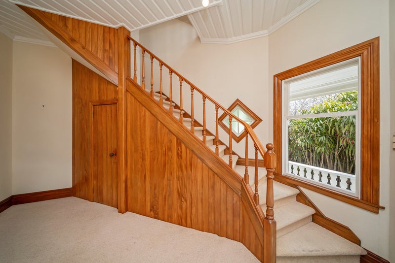 2 Brown Street, Strandon, New Plymouth - Carousel 26