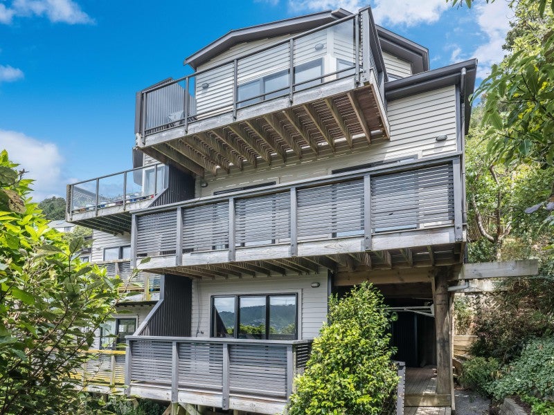 181 Pembroke Road, Wilton, Wellington - Carousel 1