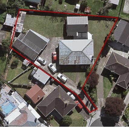 10 Leslie Place, Otara, Auckland - Carousel 1