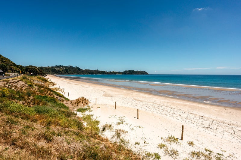 1C/3 Fourth Avenue, Waiheke Island, Auckland - Carousel 2