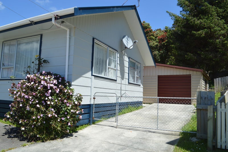 78 Hampshire Street, Cannons Creek, Porirua - Carousel 2