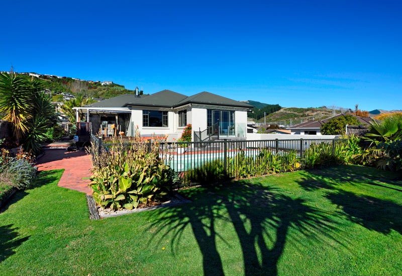 15 Taupata Street, Stoke, Nelson - Carousel 1