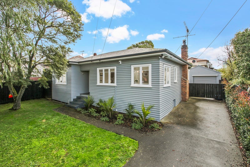 6 Nixon Avenue, Otahuhu, Auckland - Carousel 1