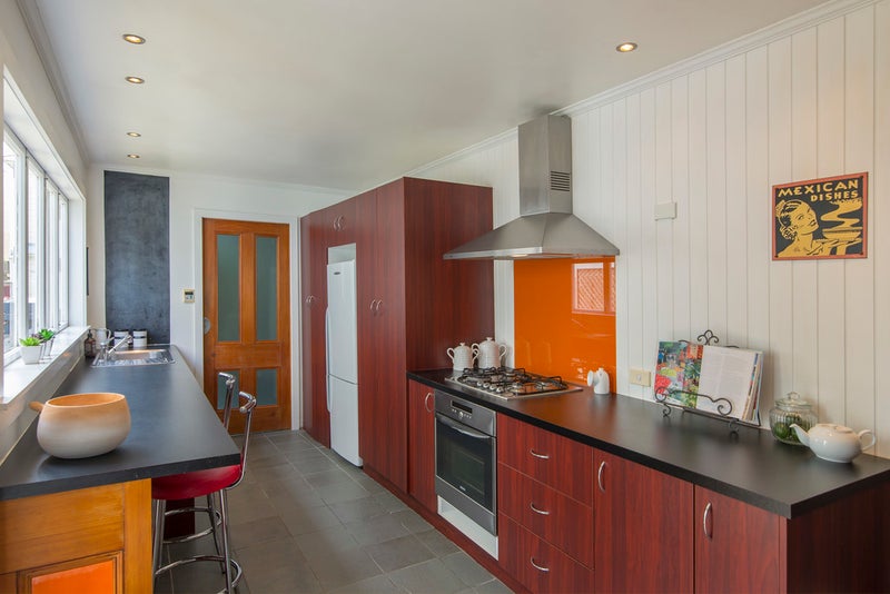 9 Newtown Avenue, Newtown, Wellington - Carousel 2