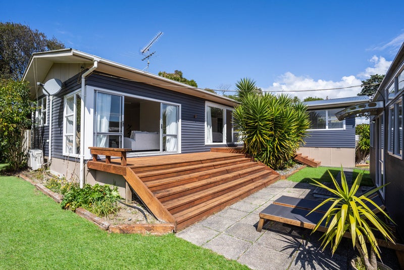 21 Tasman Drive, Opaheke, Papakura - Carousel 2