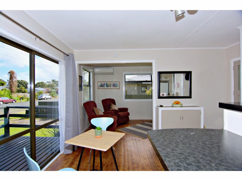 18 Ronald Avenue, Waiuku - Carousel 2