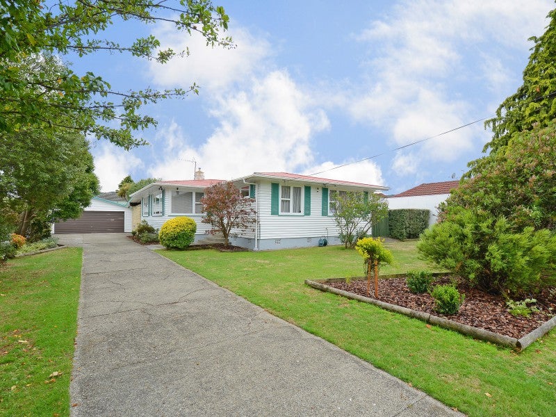 4 Te Puni Grove, Elderslea, Upper Hutt - Carousel 20