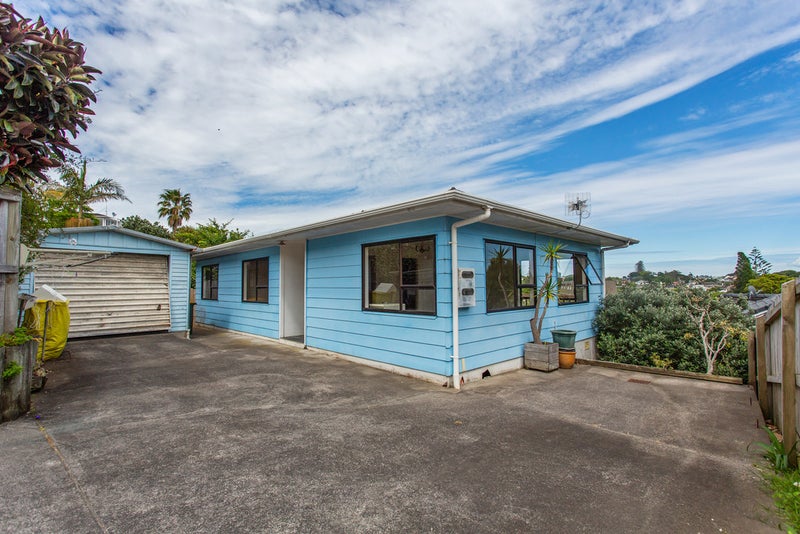 110A Litten Road, Cockle Bay, Auckland - Carousel 2