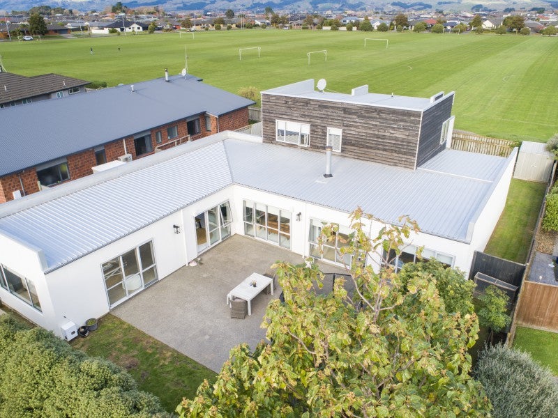 49 Tennyson Avenue, Kelvin Grove, Palmerston North - Carousel 23