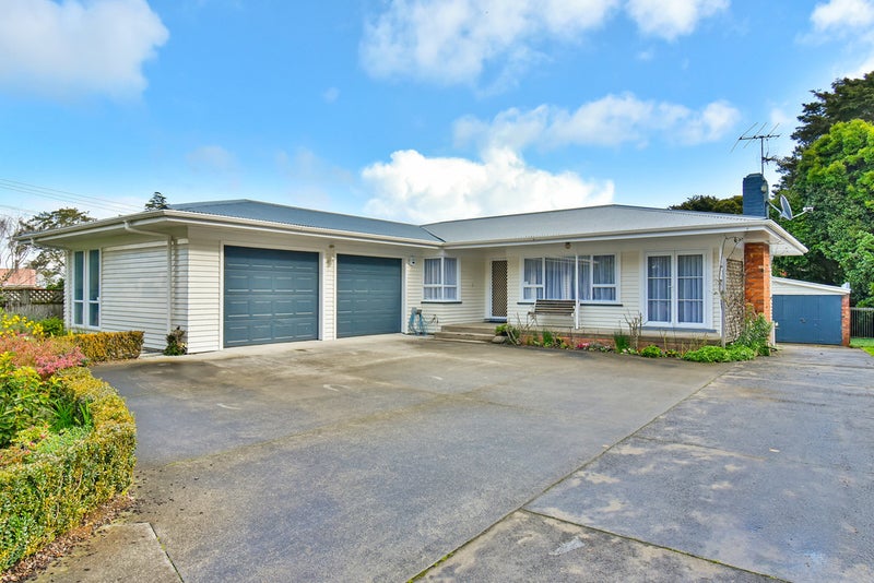 22 Scenic Drive, Hillpark, Auckland - Carousel 1