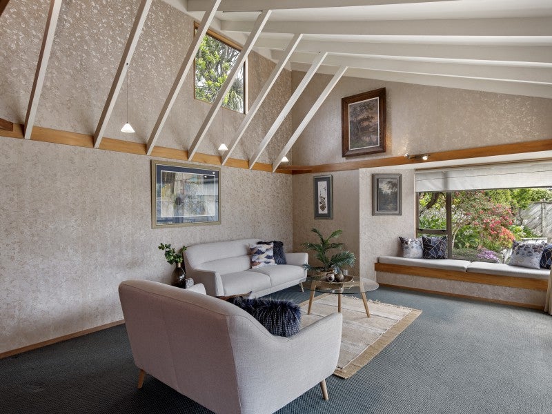 5 Pukatea Close, Raumati Beach, Paraparaumu - Carousel 2