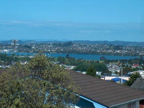 26 College Road, Saint Johns, Auckland - Carousel 1