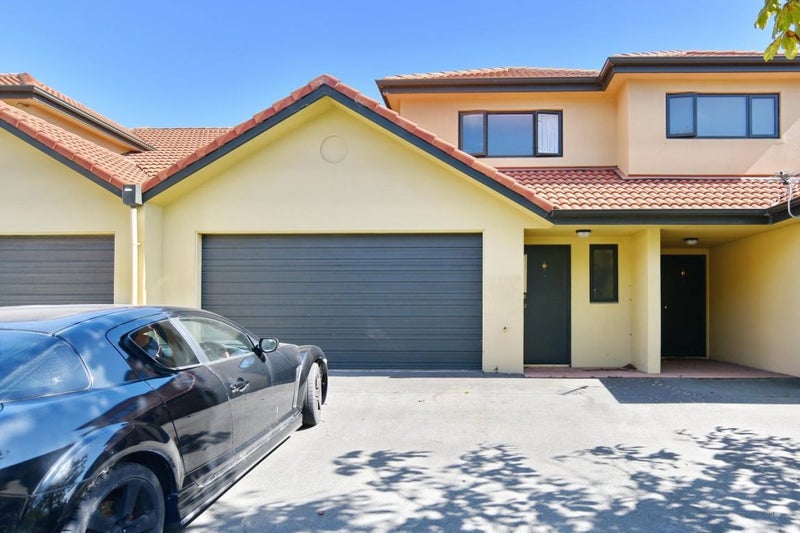 27 Parade Court, Addington, Christchurch - Carousel 1