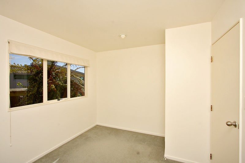 3 Pentland Place, Highlands Park, New Plymouth - Carousel 18