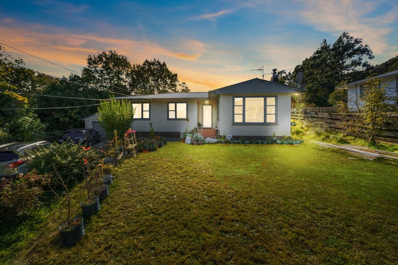 13 Gawler Grove, Wainuiomata, Lower Hutt - Carousel 1