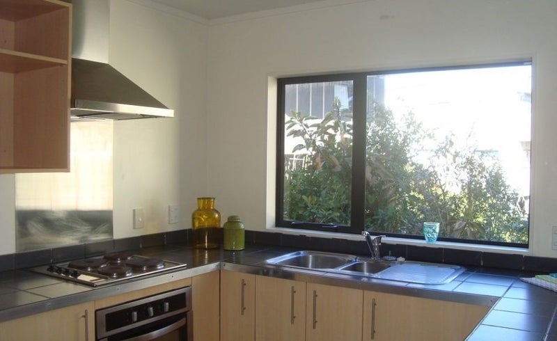 32A Morere Street, Titahi Bay, Porirua - Carousel 2