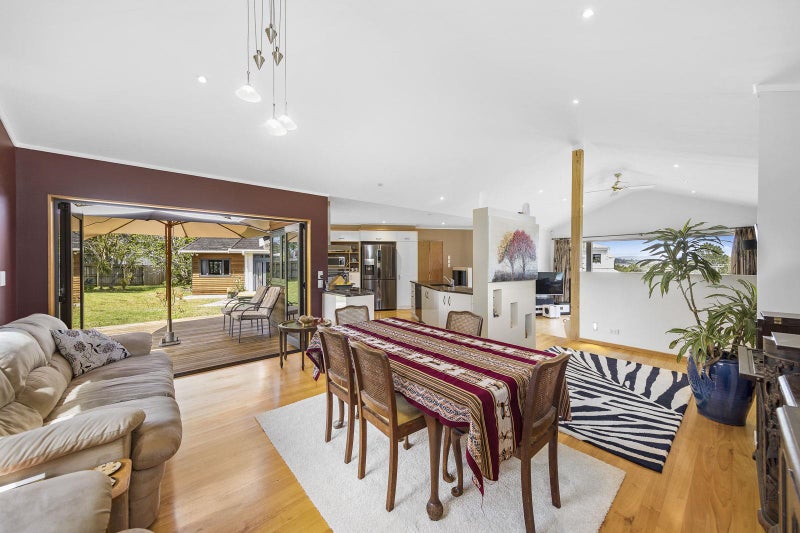 11 Kyle Road, Greenhithe, Auckland - Carousel 2