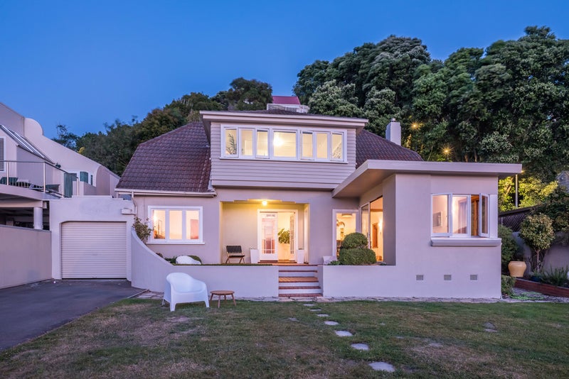 235 Marine Drive, Lowry Bay, Lower Hutt - Carousel 2