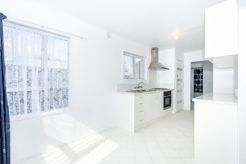 18 Newton Street, Outer Kaiti, Gisborne - Carousel 2