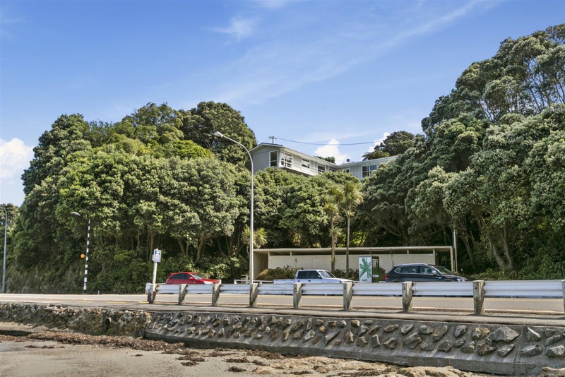 1A Howard Road, Point Howard, Lower Hutt - Carousel 19