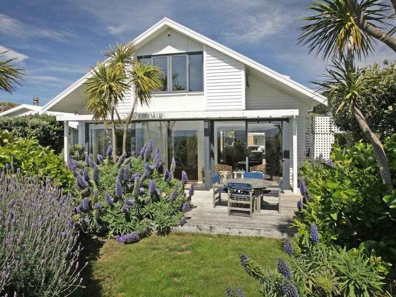 9 Marine Parade, Seatoun, Wellington - Carousel 1