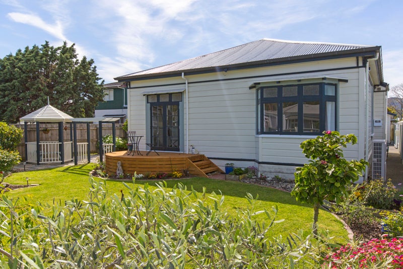 40 Mills Street, Boulcott, Lower Hutt - Carousel 1
