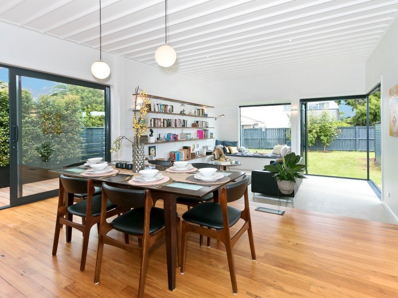 1577 Great North Road, Waterview, Auckland - Carousel 1