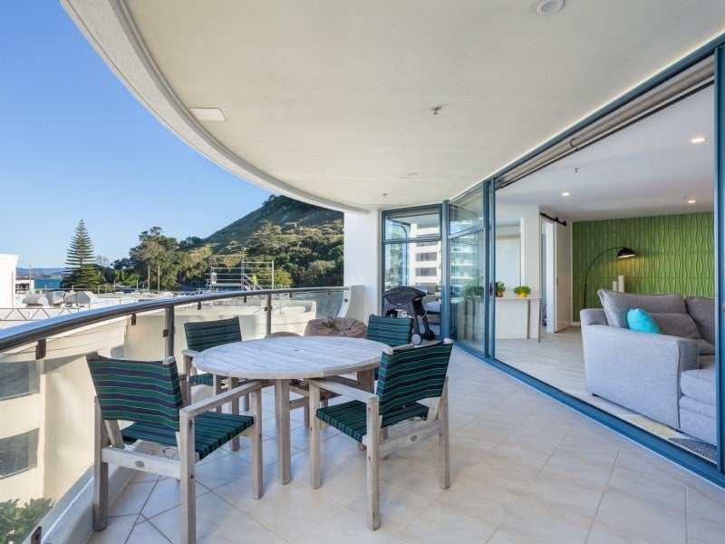 3/1D Marine Parade, Mount Maunganui, Mount Maunganui - Carousel 1