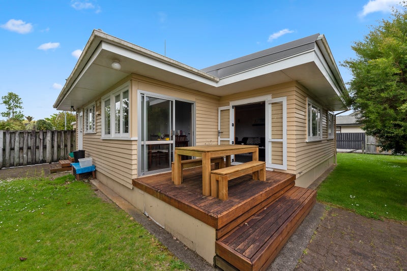 41A Clarkin Road, Fairfield, Hamilton - Carousel 1