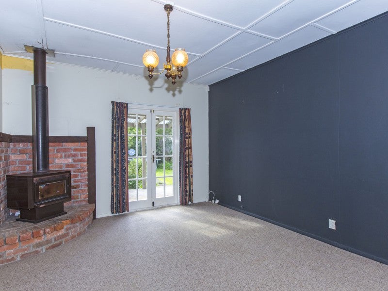 50 Brasell Street, Fairfield, Lower Hutt - Carousel 2