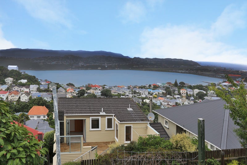 68 Rakau Road, Hataitai, Wellington - Carousel 18