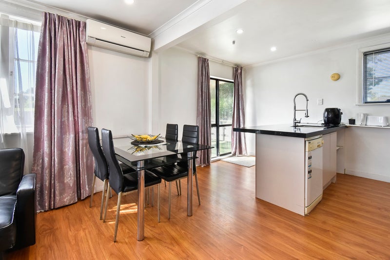 2/11 Nield Road, Manurewa, Auckland - Carousel 2