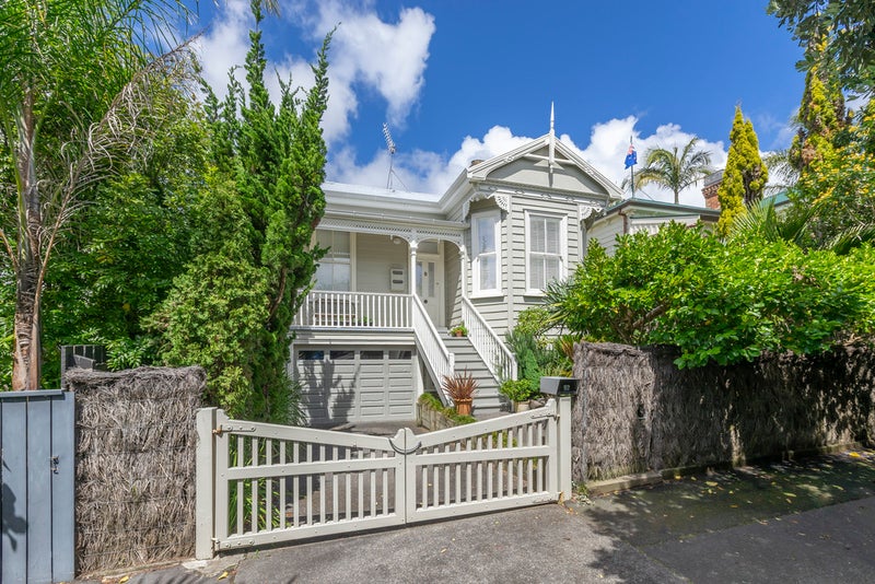 92 Beresford Street west , Freemans Bay, Auckland - Carousel 1