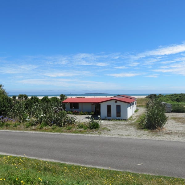 81 Johnston Crescent, Haast - Carousel 2