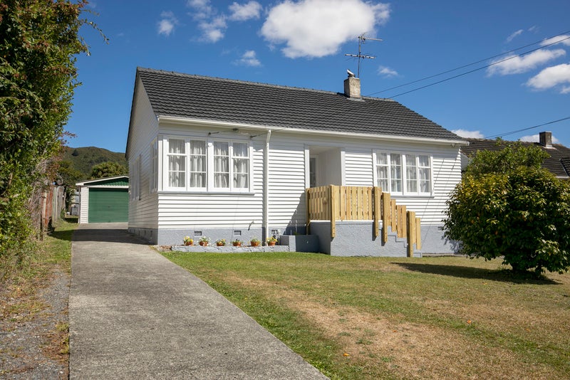 14 Wilkie Crescent, Naenae, Lower Hutt - Carousel 1