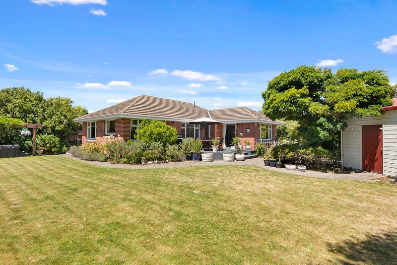 6 Dalton Place, Burnside, Christchurch - Carousel 1