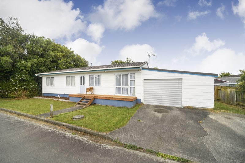 11 Emmerdale Mews, Highbury, Palmerston North - Carousel 1