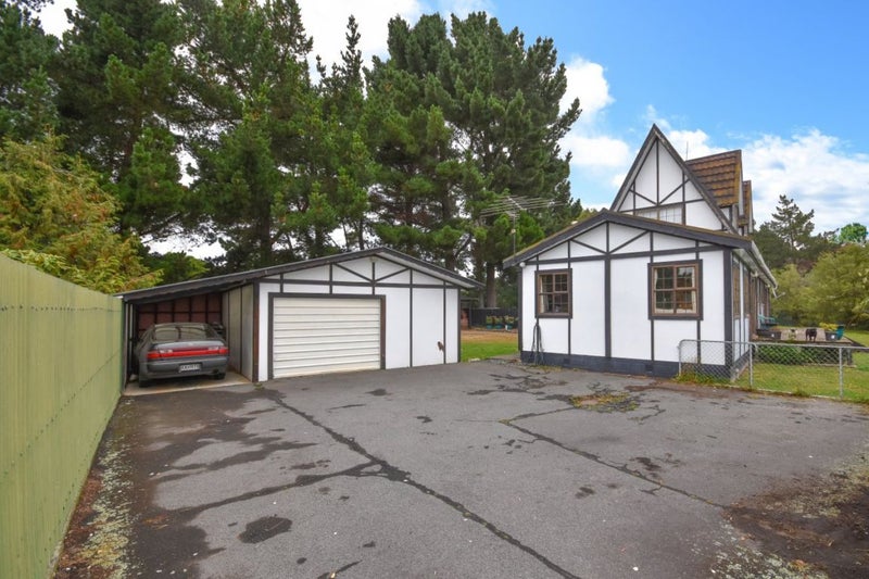 1 Dakota Place, Waldronville, Dunedin - Carousel 2