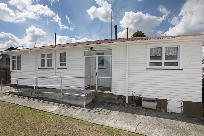 212 Botanical Road, Takaro, Palmerston North - Carousel 18