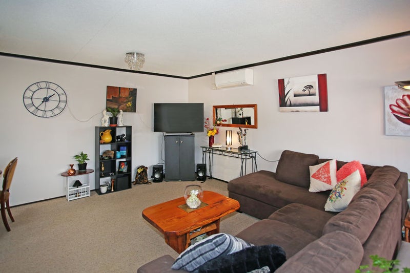 4B Civic Place, Waiuku, Waiuku - Carousel 2