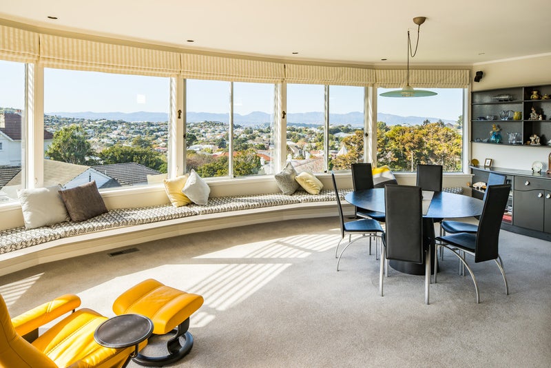 29 Homewood Avenue, Karori, Wellington - Carousel 2