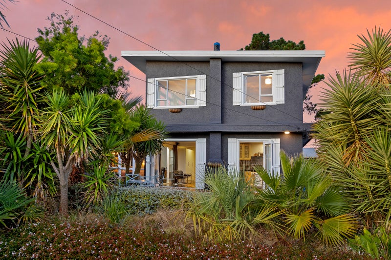 45 Pine Avenue, New Brighton, Christchurch - Carousel 1
