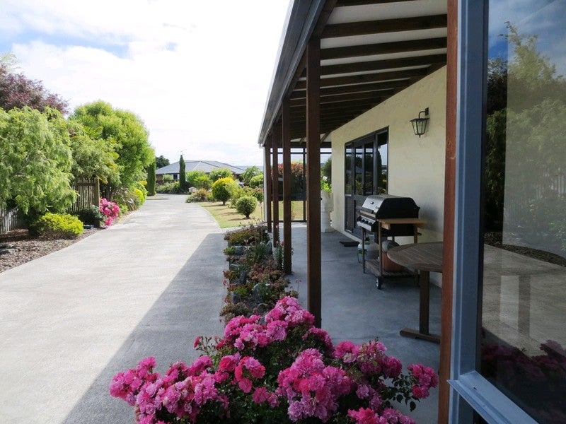 8 Hoult Crescent, Monaco, Nelson - Carousel 23